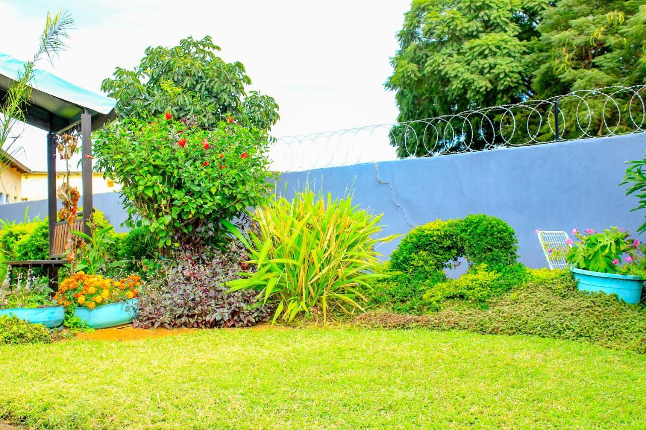 Motseleng Guest House Palapye Exterior foto