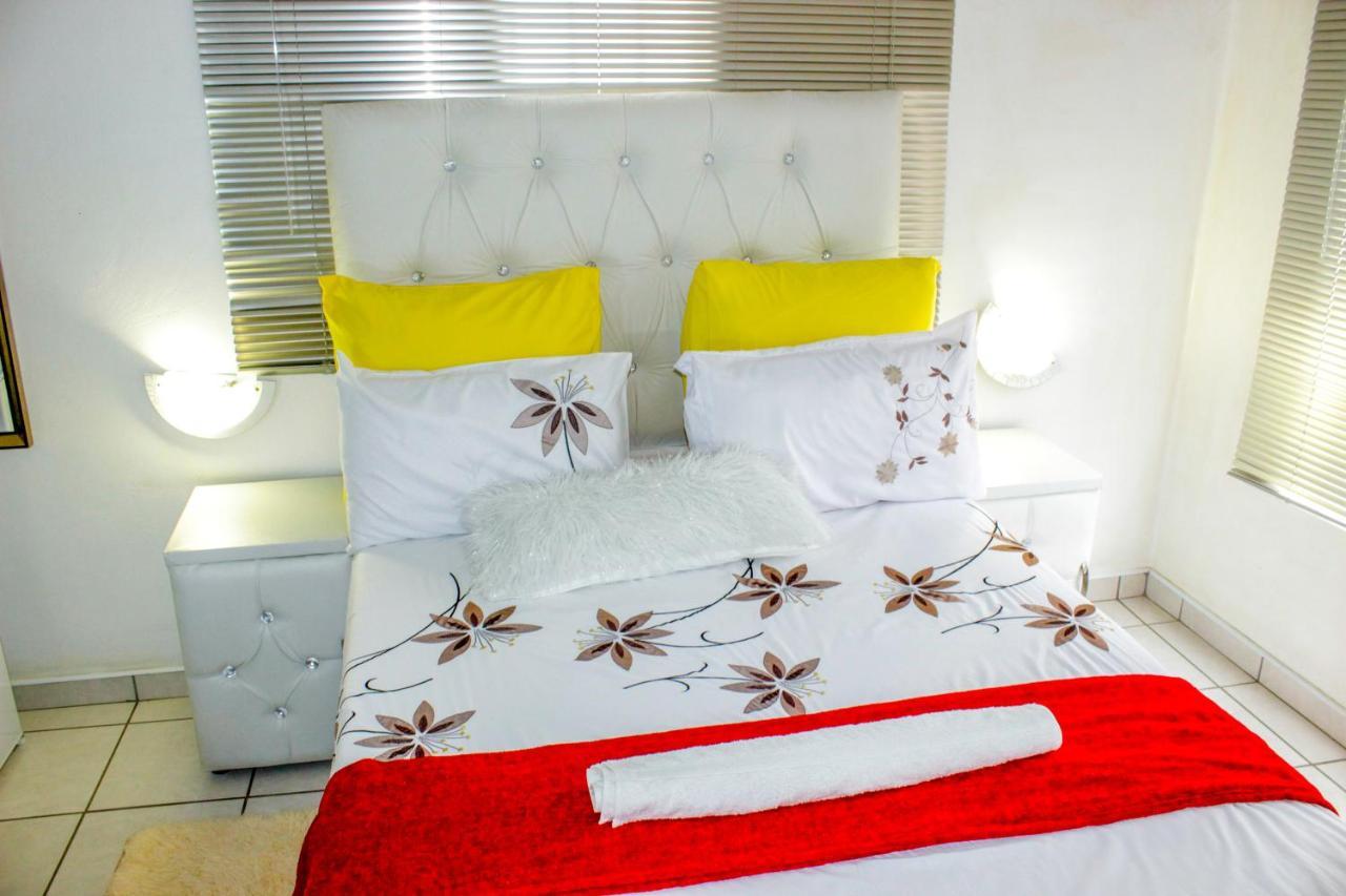 Motseleng Guest House Palapye Exterior foto